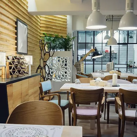 מלון דירות Boutique Hotel's Iii Pilsudskiego 3*