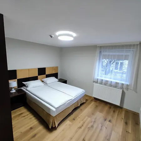 Boutique Hotel's Iii Pilsudskiego מלון דירות