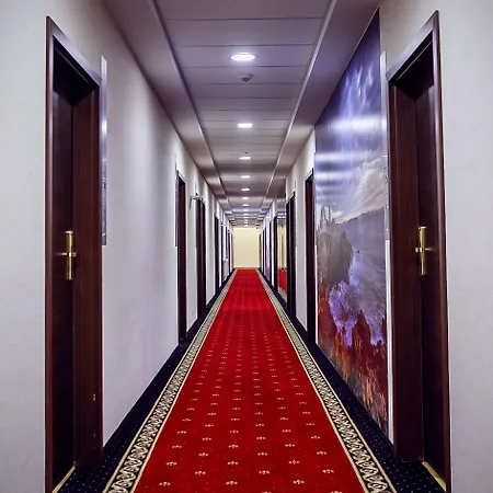 Boutique Hotel's Iii Pilsudskiego מלון דירות 3*