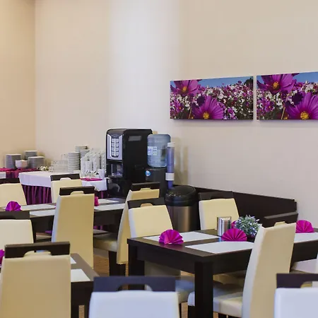 Boutique Hotel's Iii Pilsudskiego Aparthotel 3*