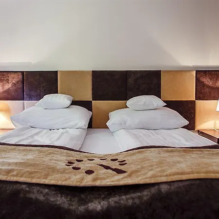 Boutique Hotel's Iii Pilsudskiego Hotel apartamentowy 3*